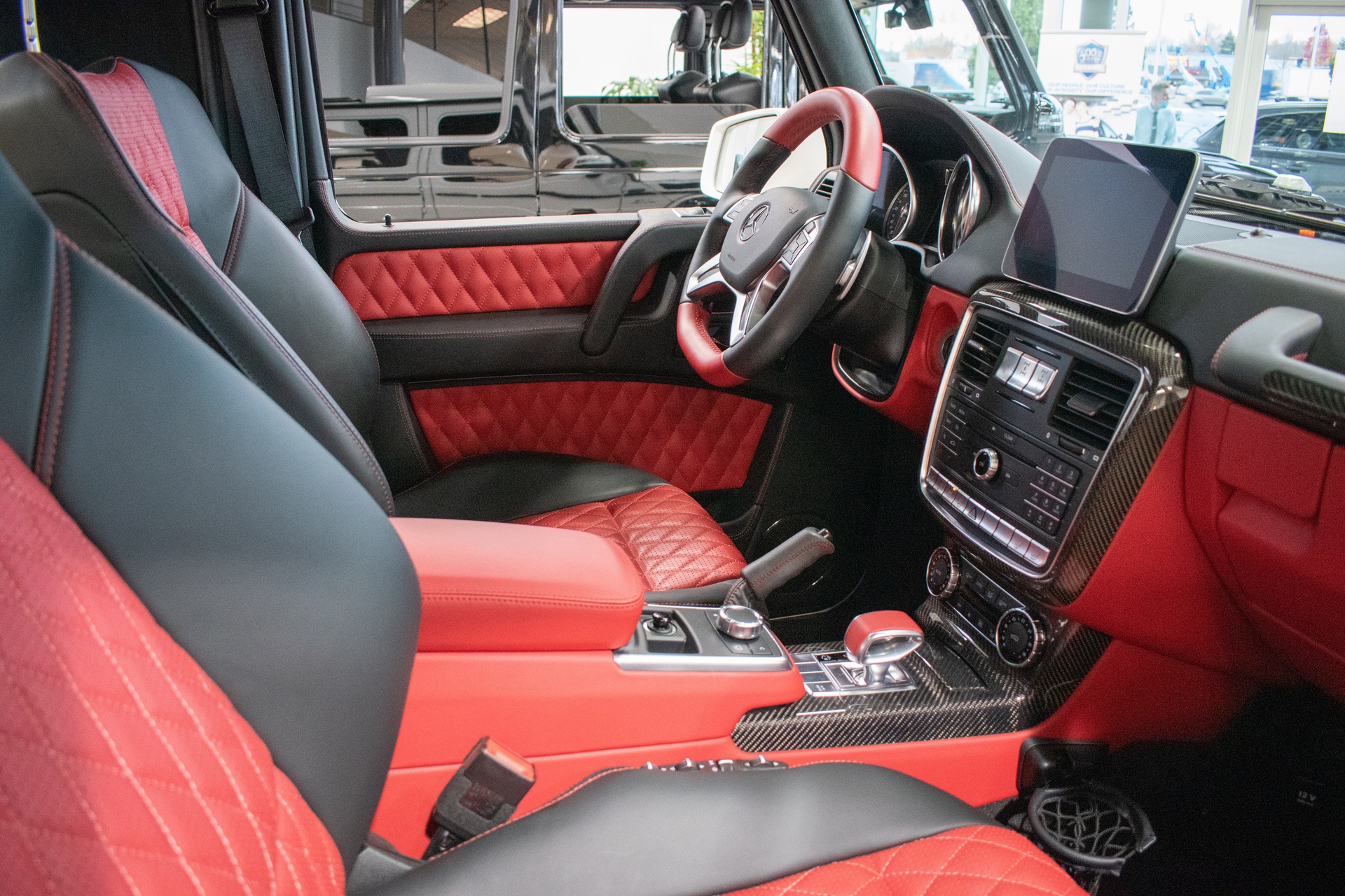 北京小程序開發(fā)，北京車載用品商城小程序開發(fā)，應(yīng)該怎么做？